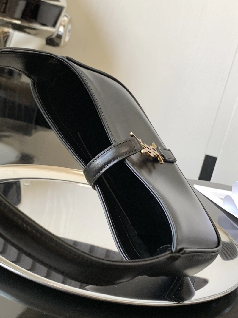 Neat YSL Hobo Bags 78241