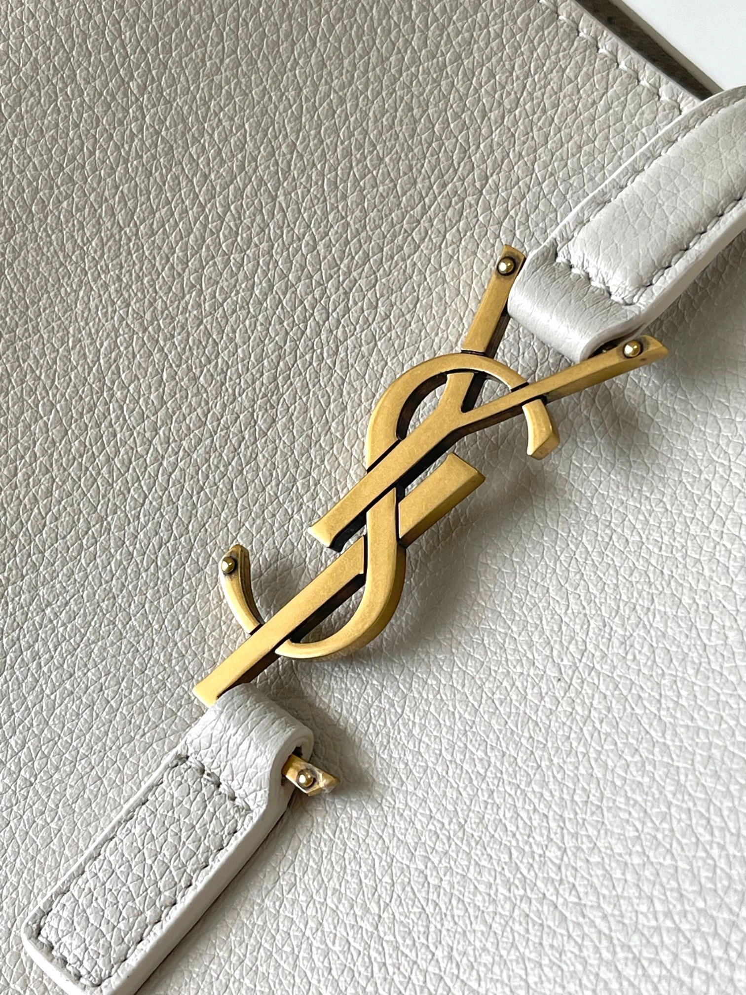 Tailored YSL Hobo Bags 71783