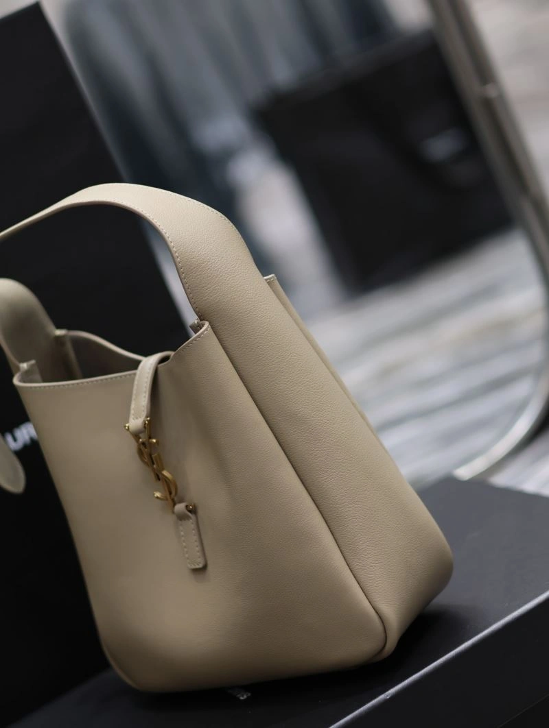 Versatile YSL Le5A7 Bags 63438