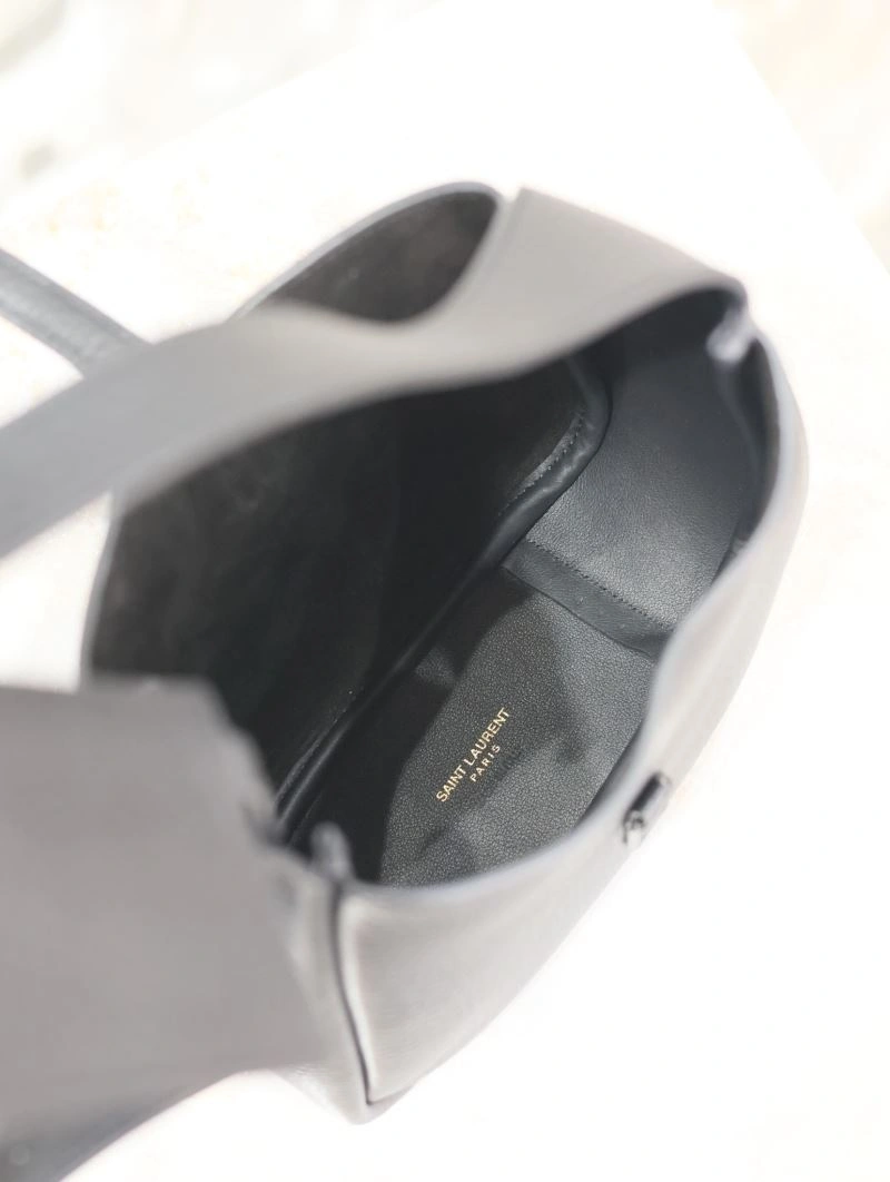 YSL Le5A7 Bags EasyCare 62991