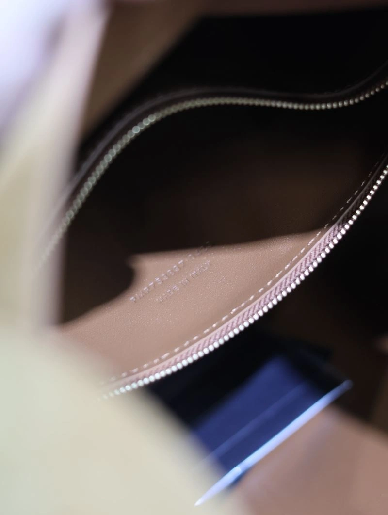 YSL Le5A7 Bags Unisex 62980