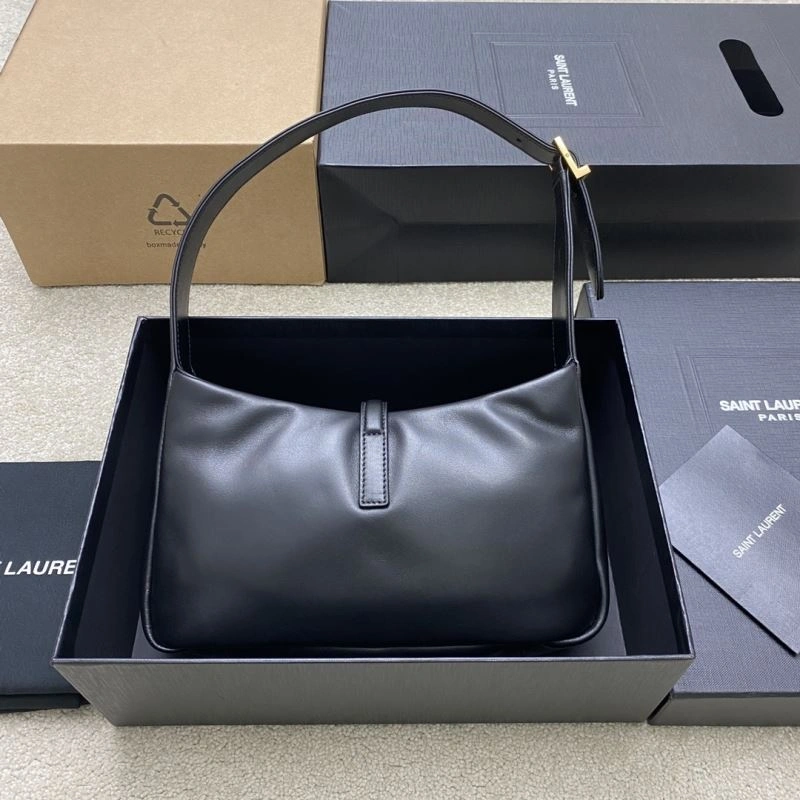 YSL Le5A7 Bags Effortless 62714