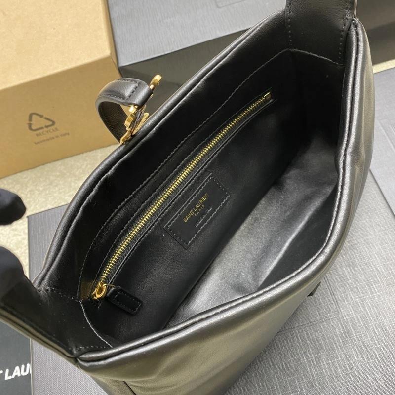 YSL Le5A7 Bags Effortless 62714