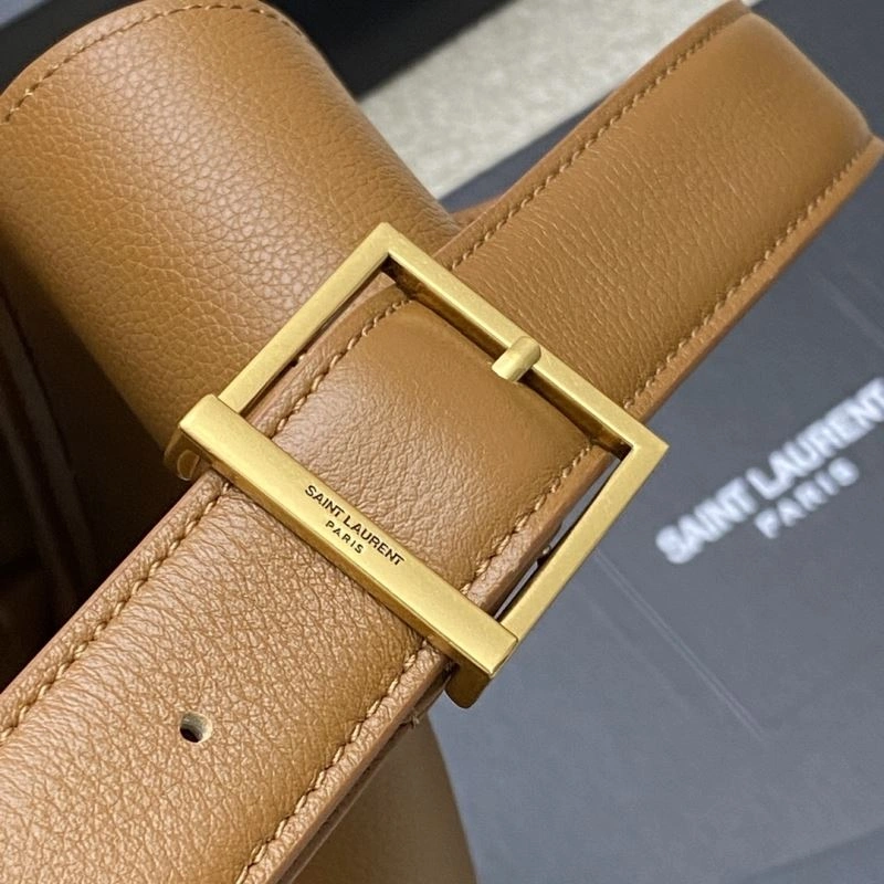YSL Le5A7 Bags Effortless 62353