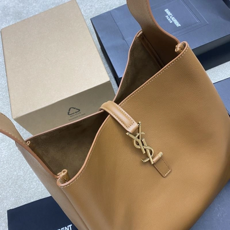 YSL Le5A7 Bags Effortless 62353
