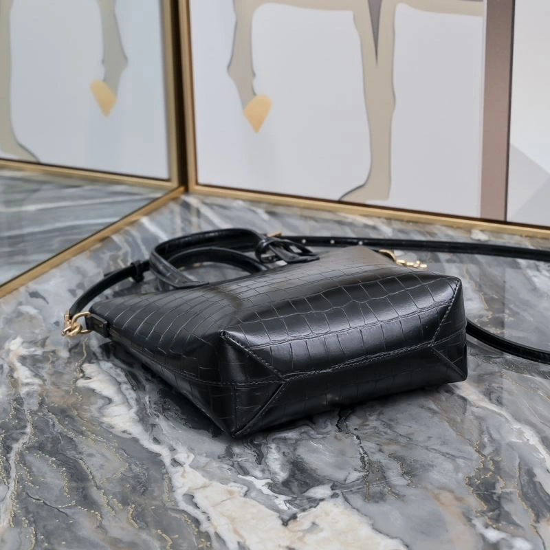 Sleek YSL Shopping Bags 84917