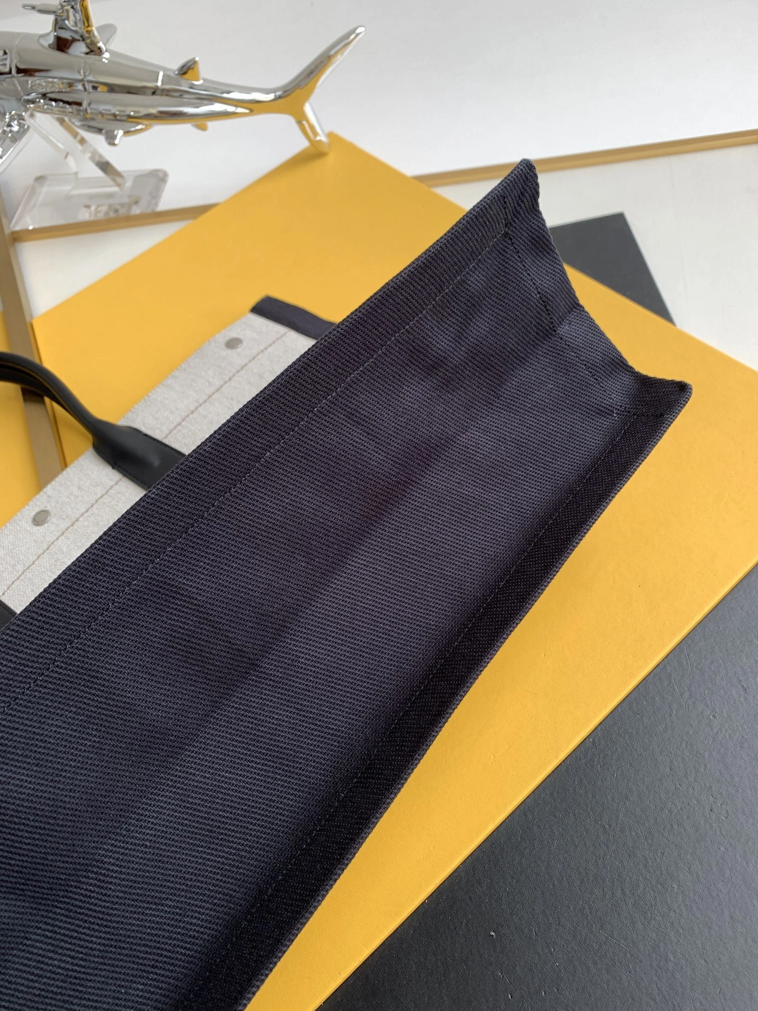 Unisex YSL Shopping Bags 74744
