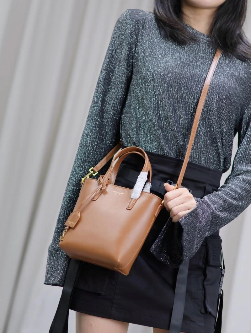 Seasonal YSL Shopping Bags 63280