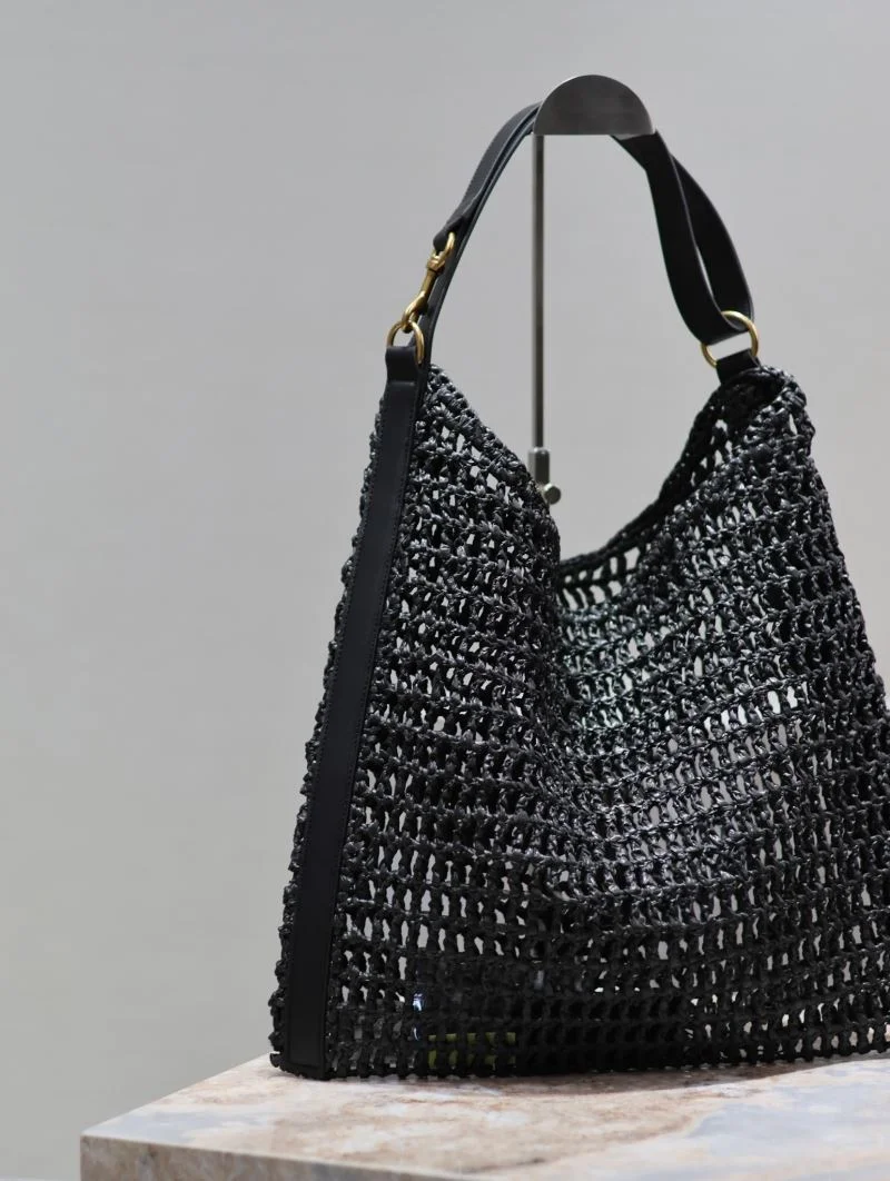 Sophisticated YSL Shopping Bags 37650