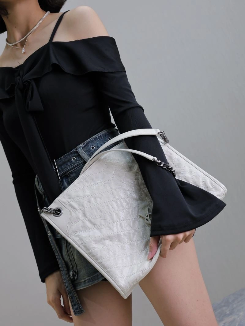 YSL Shopping Bags SoftTouch 63051