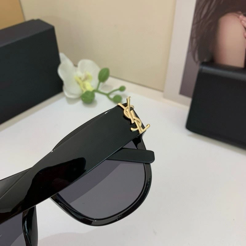 Snug YSL Sunglasses 282701