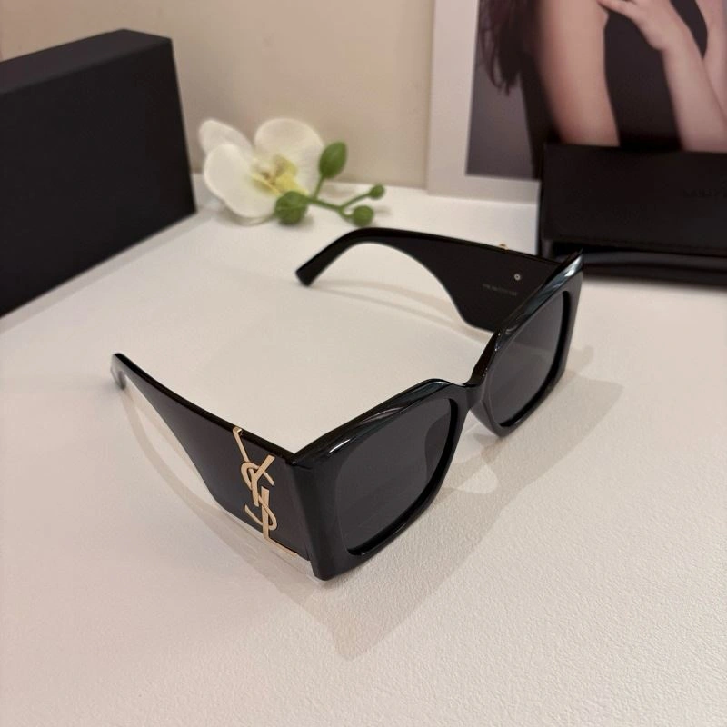 YSL Sunglasses Minimalist 282689