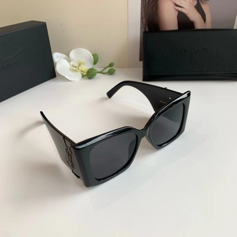 Unique YSL Sunglasses 282684