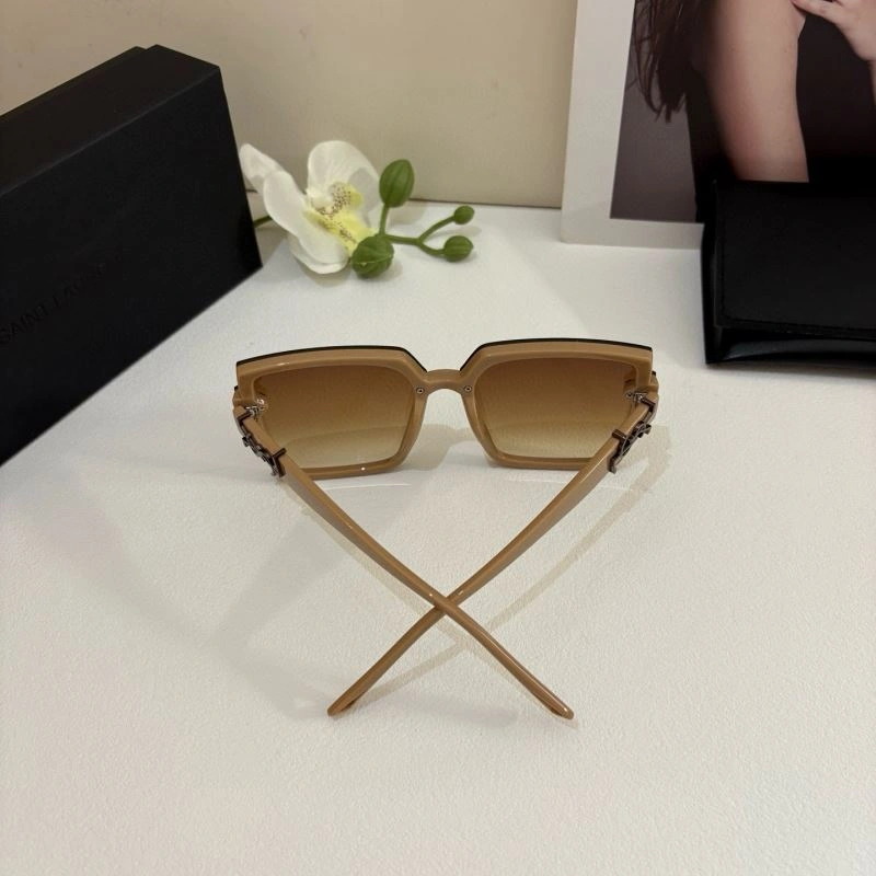 YSL Sunglasses UrbanStyle 282667