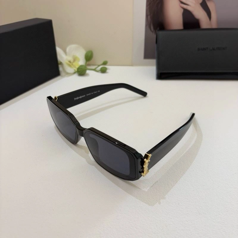 Effortless YSL Sunglasses 282671