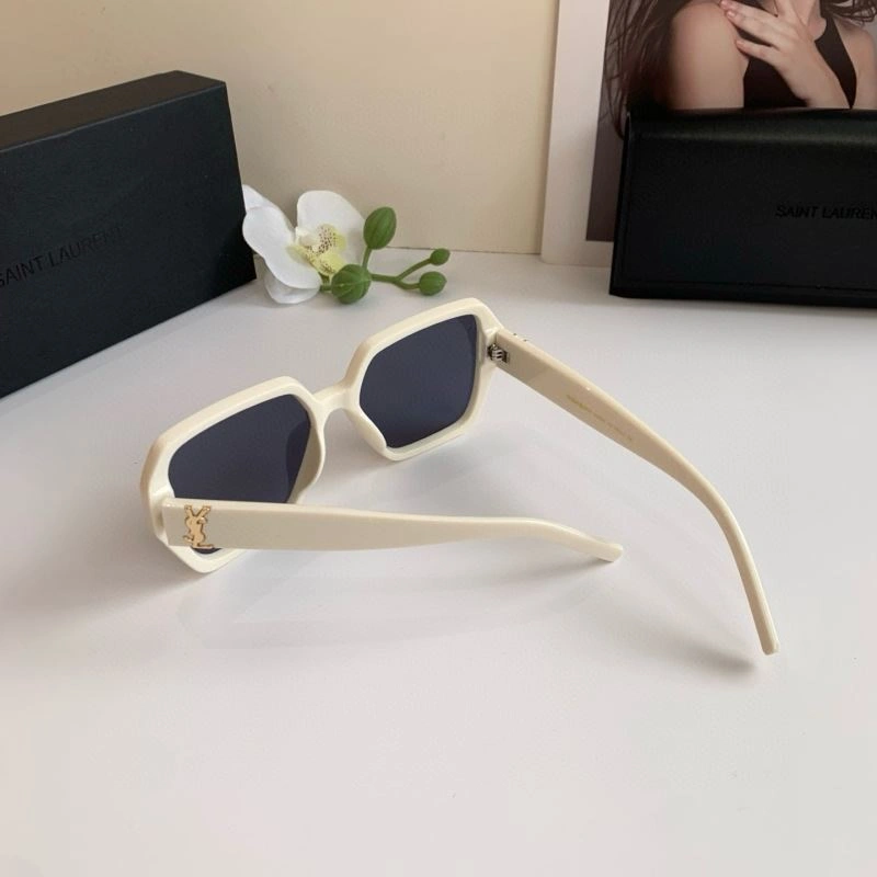 YSL Sunglasses SoftTouch 282670