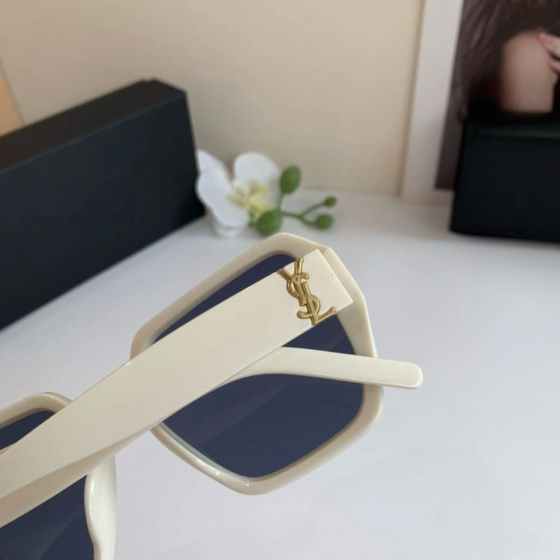 YSL Sunglasses SoftTouch 282670