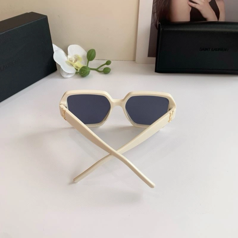 YSL Sunglasses SoftTouch 282670