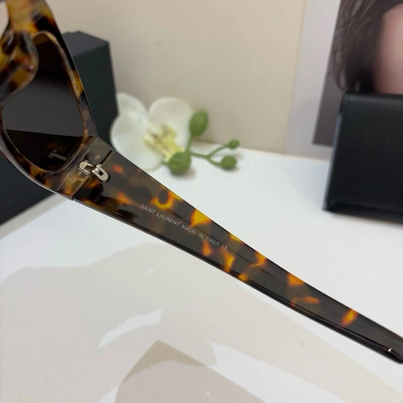 YSL Sunglasses Neat 282672