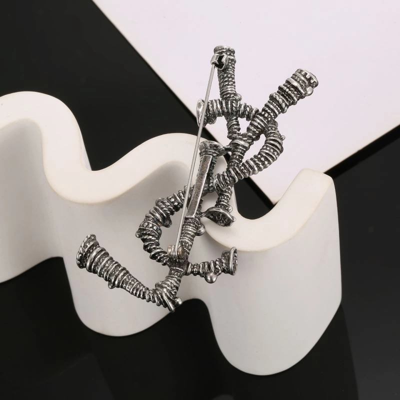 ModernLook Ysl Brooches 211537