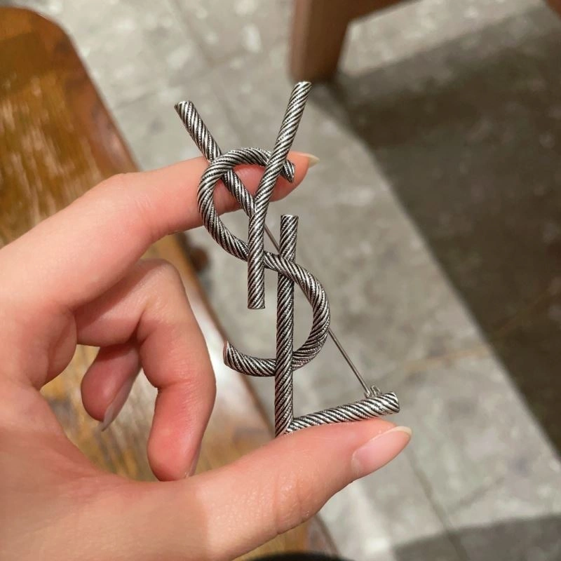 UrbanStyle Ysl Brooches 210914