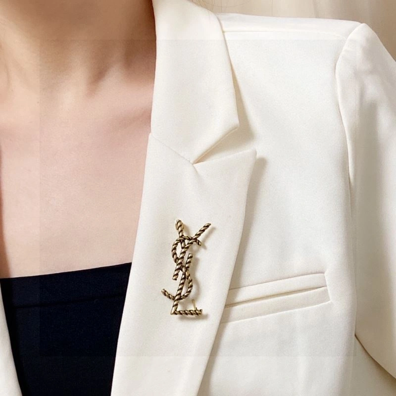 UrbanChic Ysl Brooches 210915