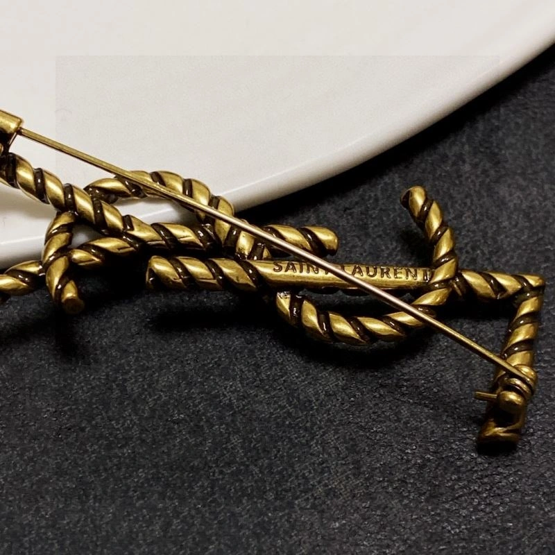 UrbanChic Ysl Brooches 210915