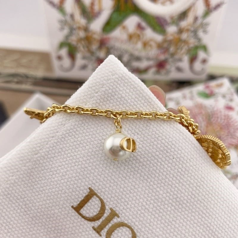 Ysl Brooches Functional 210191