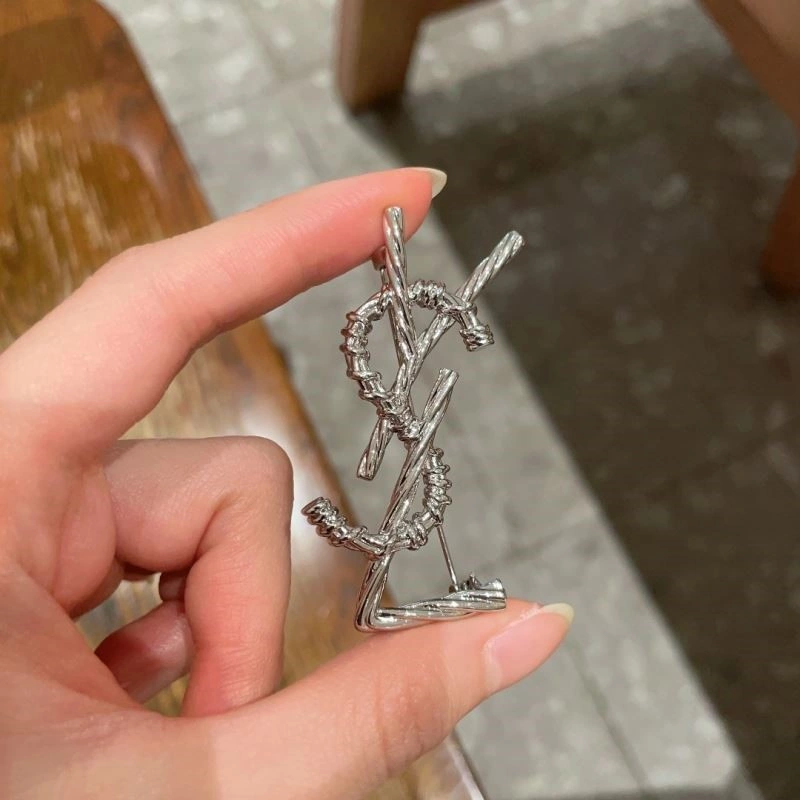 Comfortable Ysl Brooches 210221