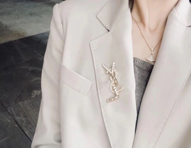 Popular Ysl Brooches 208914