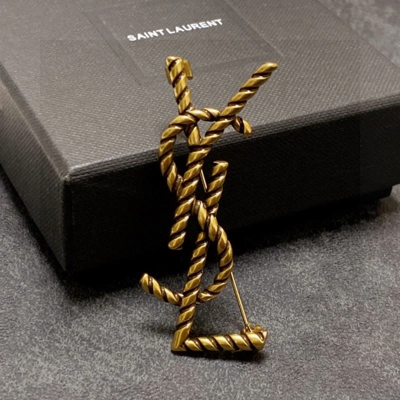UrbanChic Ysl Brooches 209012