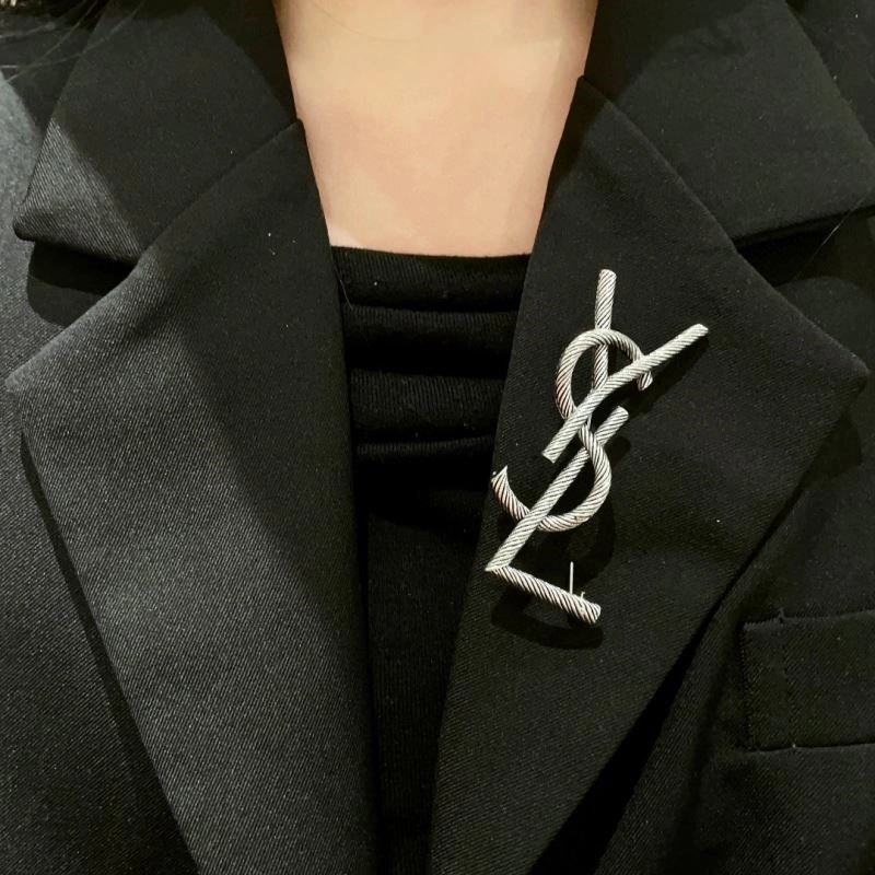 Cozy Ysl Brooches 208903