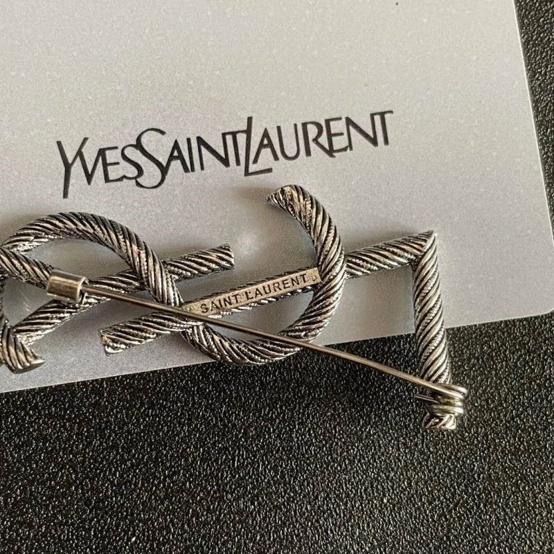 Cozy Ysl Brooches 208903
