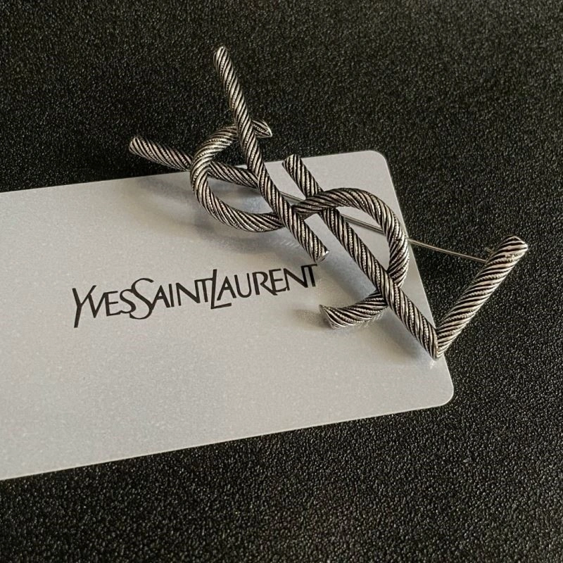Cozy Ysl Brooches 208903