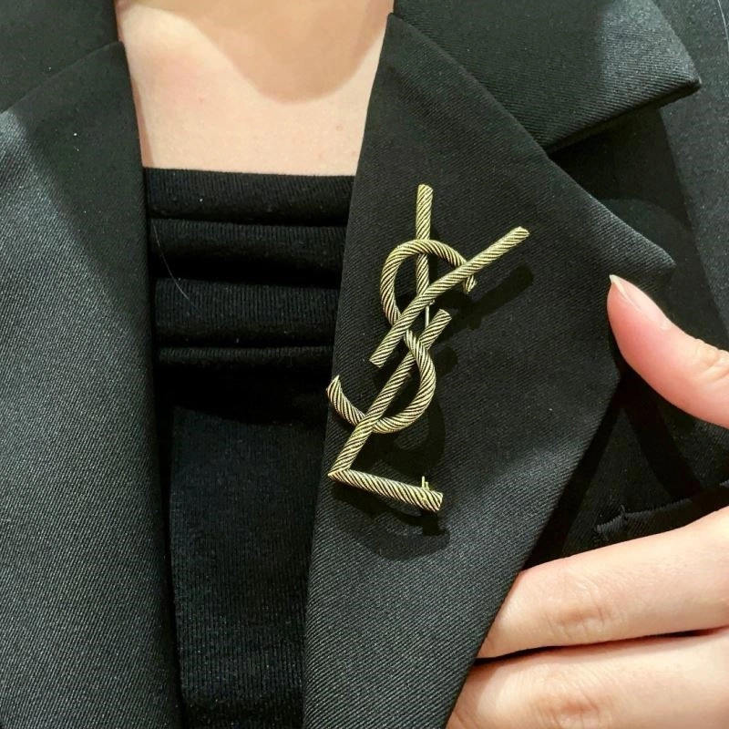 EyeCatching Ysl Brooches 208905
