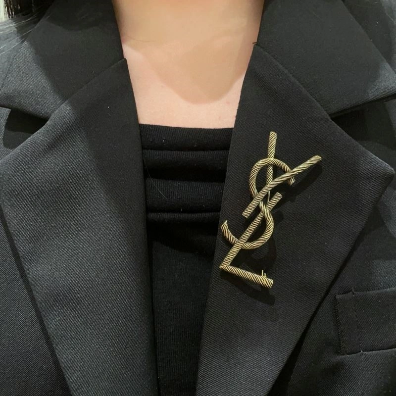 EyeCatching Ysl Brooches 208905