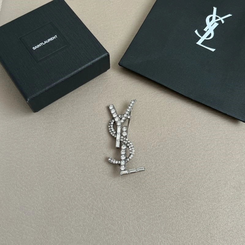 WellDesigned Ysl Brooches 208256