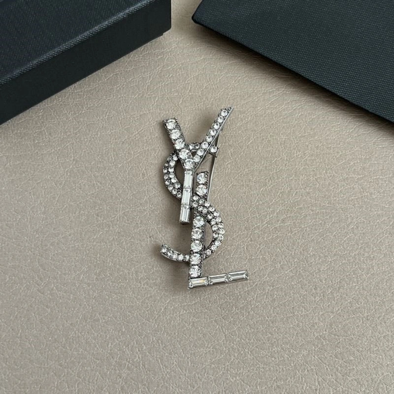 WellDesigned Ysl Brooches 208256