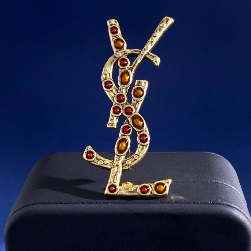 UrbanChic Ysl Brooches 207529