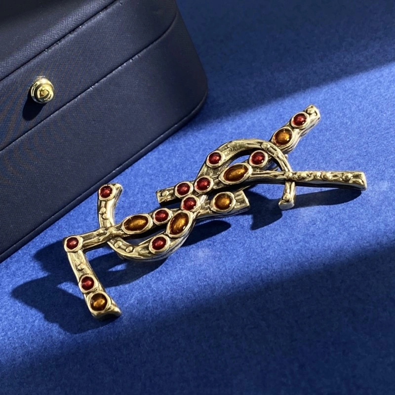 UrbanChic Ysl Brooches 207529