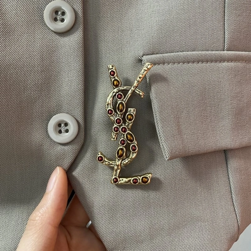UrbanChic Ysl Brooches 207529