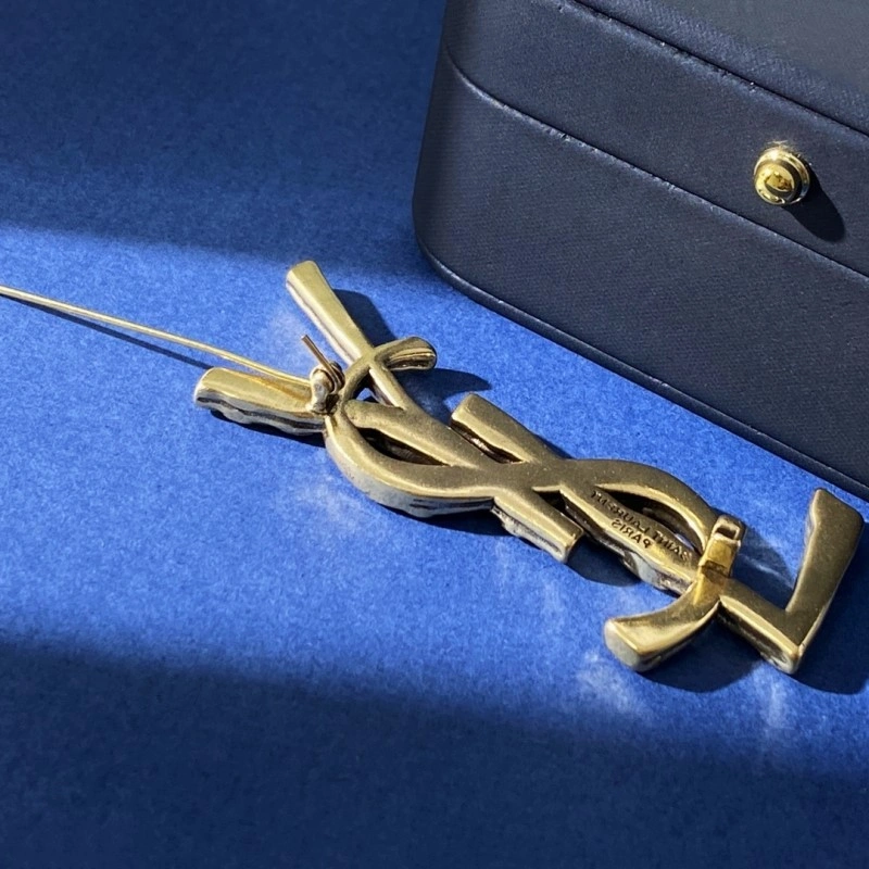 UrbanChic Ysl Brooches 207529