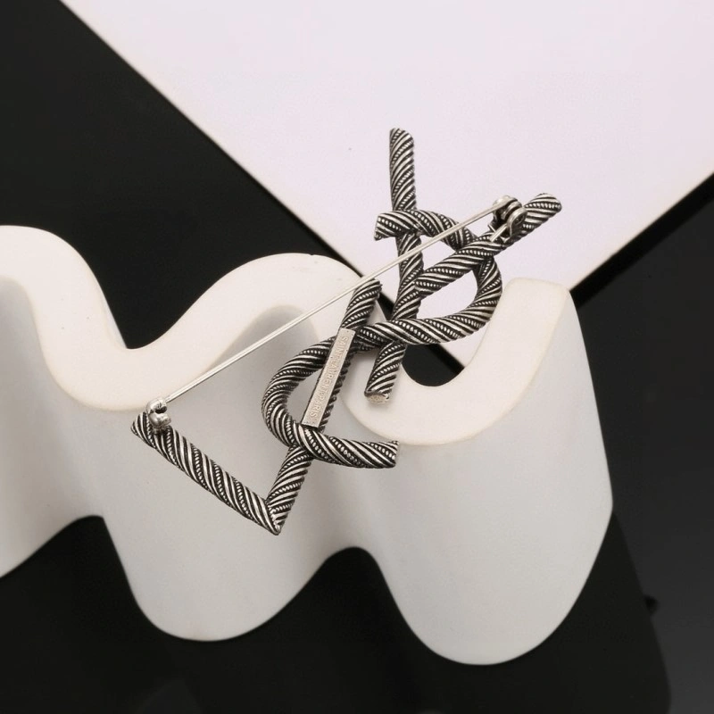 TimelessDesign Ysl Brooches 207524