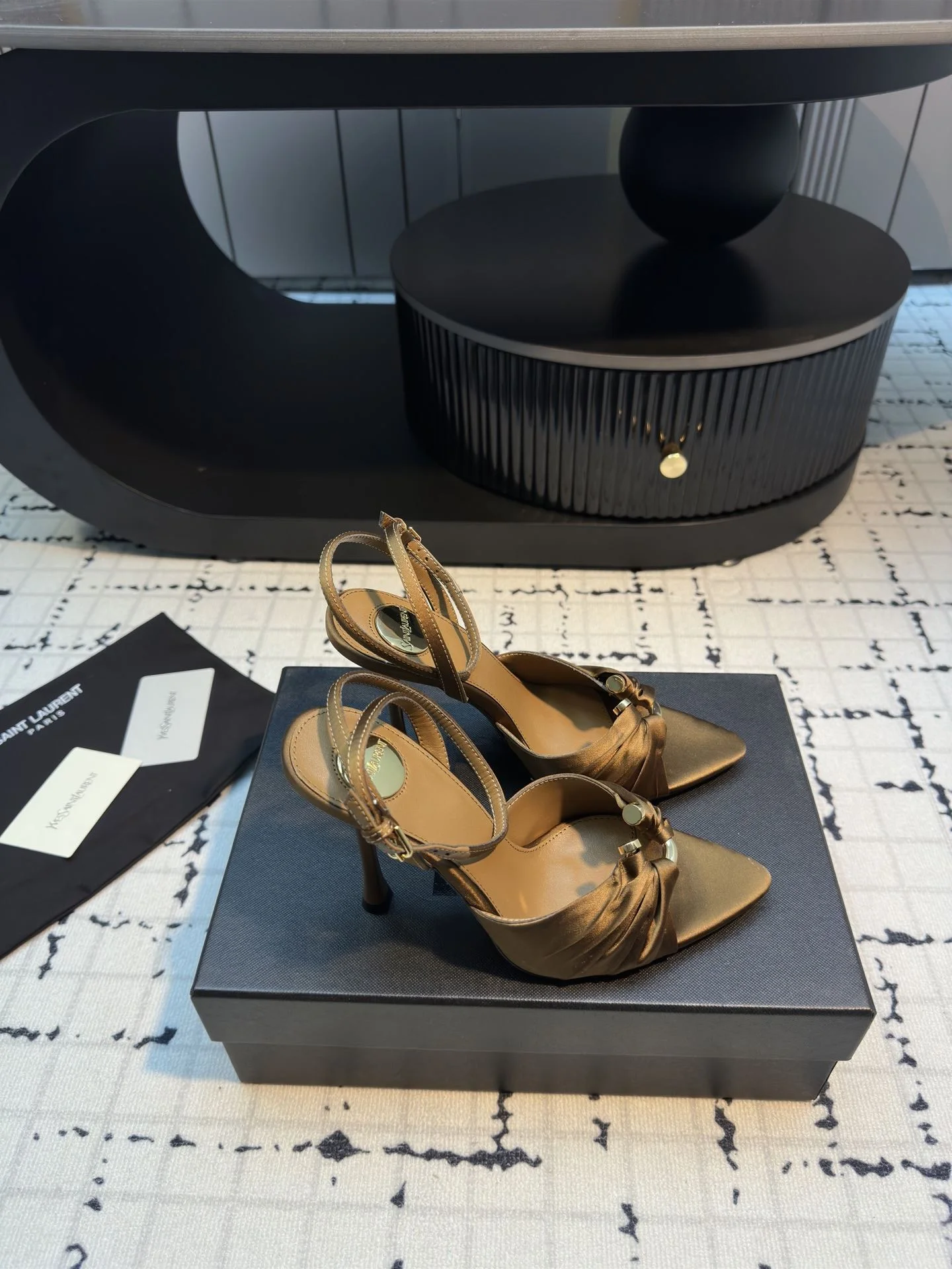 StreetReady Ysl Sandals 7073