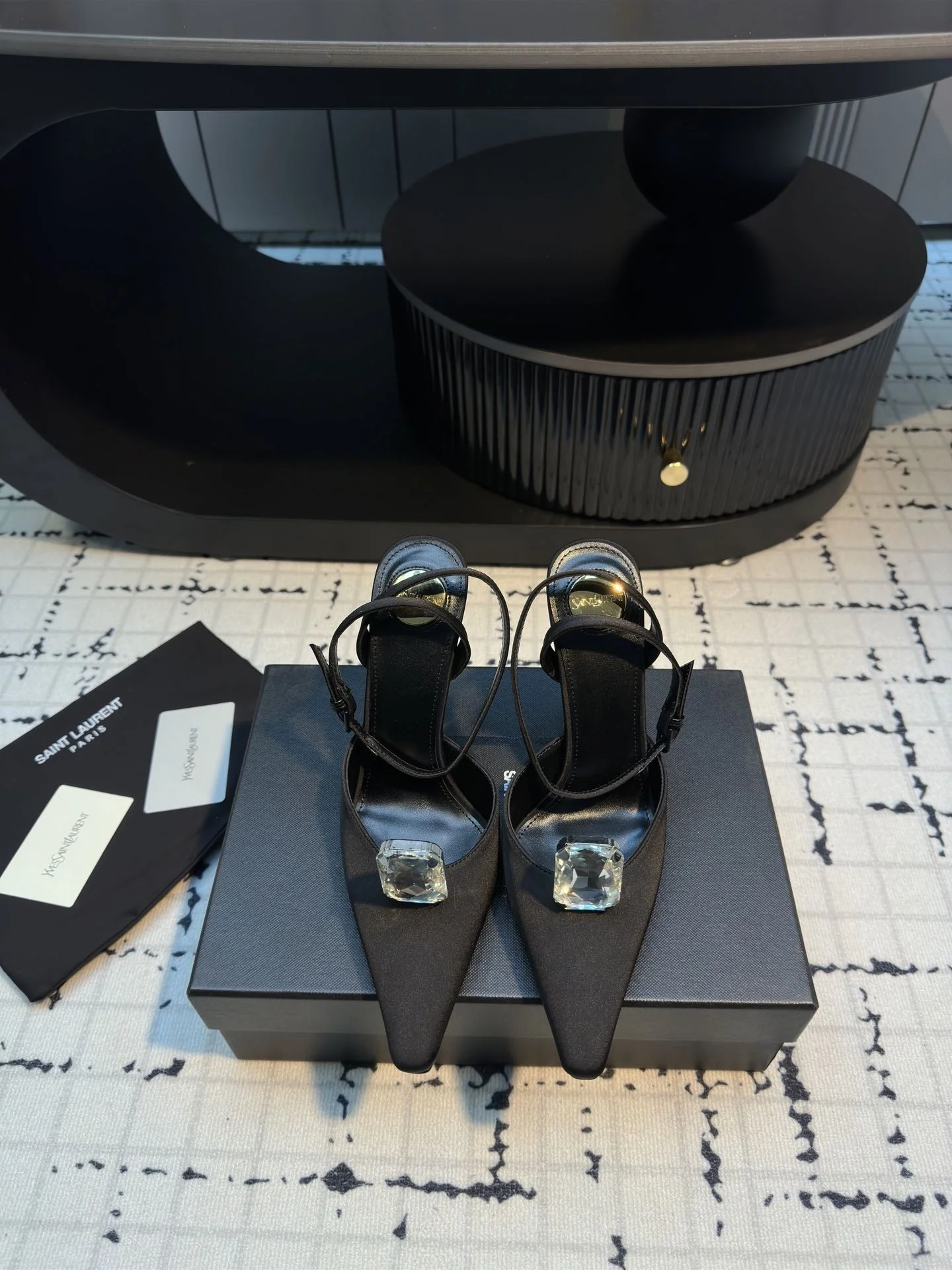 Ysl Sandals AllSeason 7135