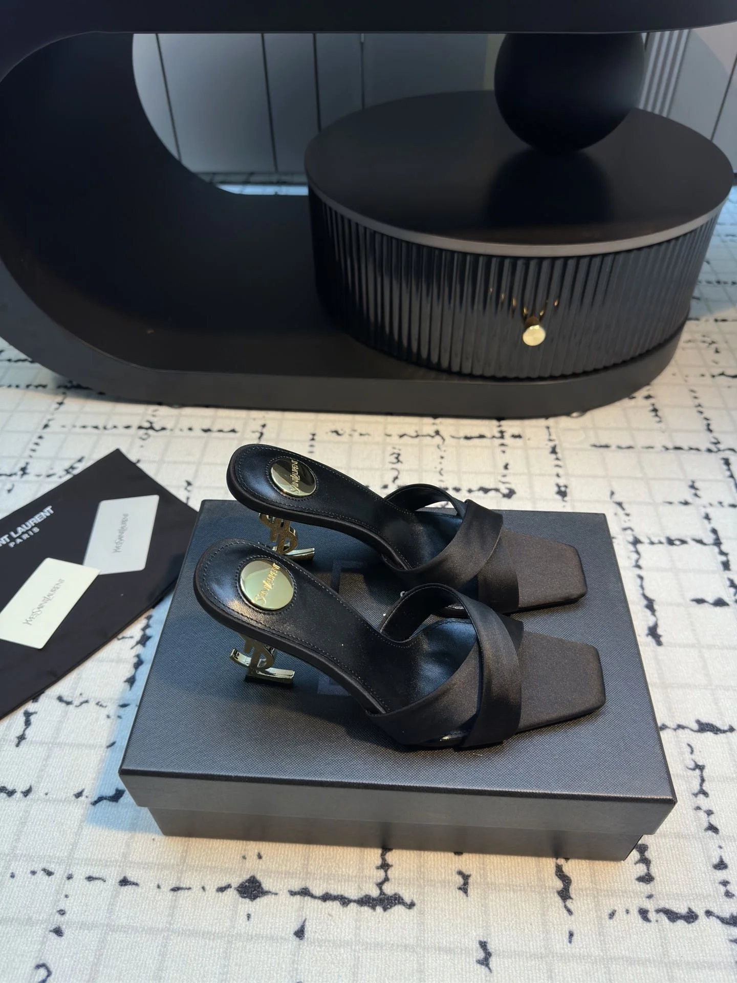 Ysl Sandals Premium 7039