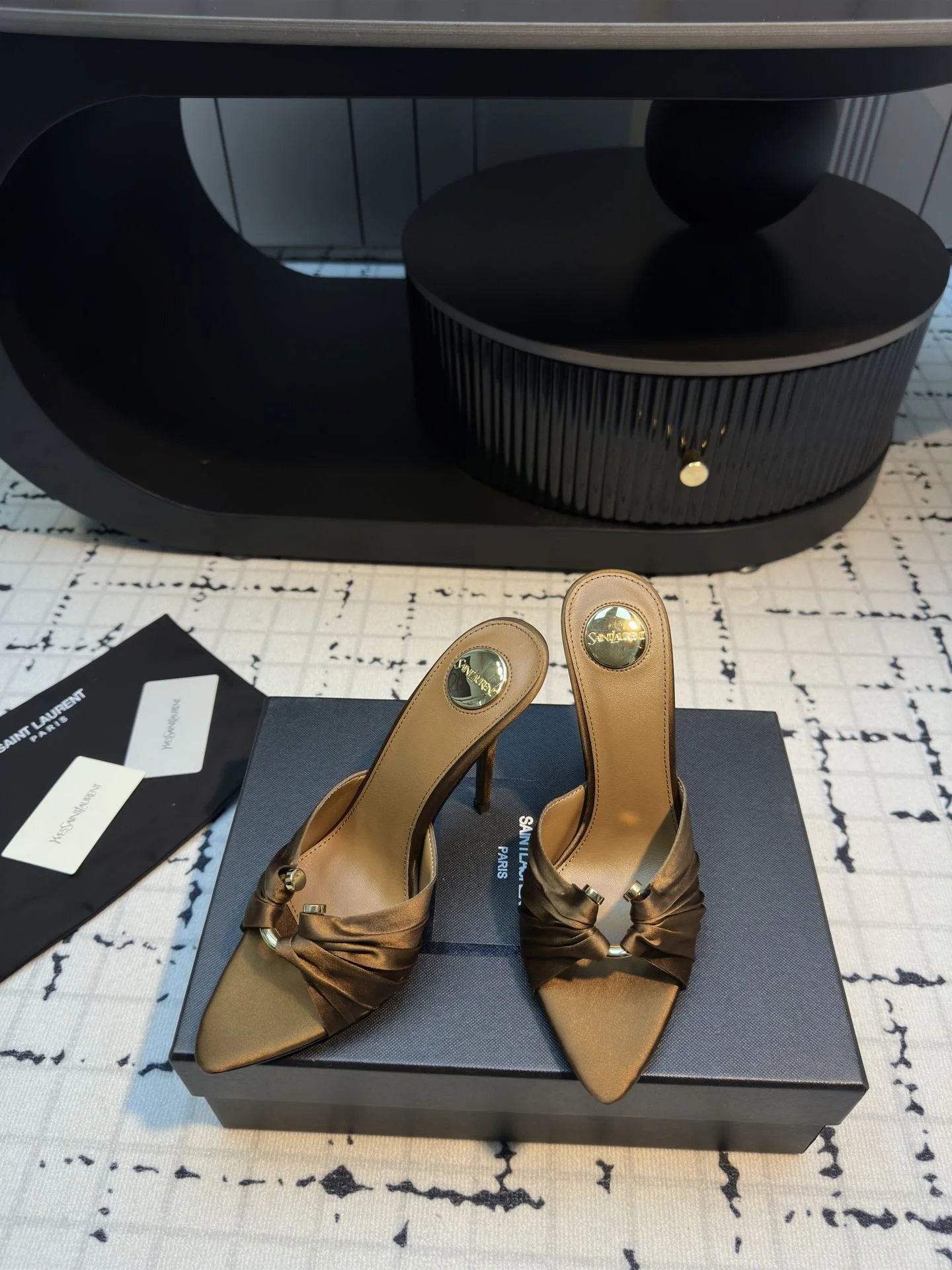 Ysl Sandals Trendsetting 7034