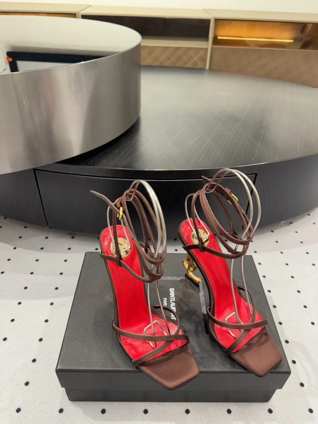 Unique Ysl Sandals 7050