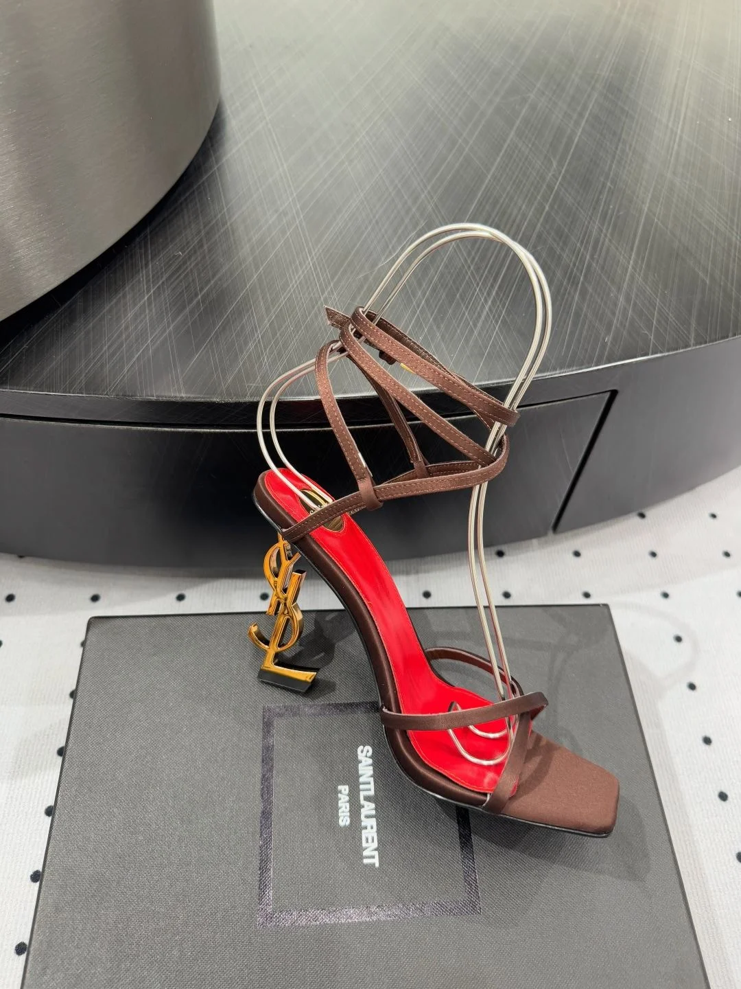 Unique Ysl Sandals 7050