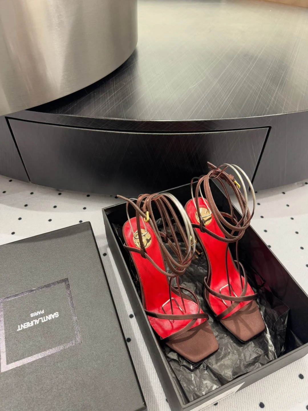 Unique Ysl Sandals 7050